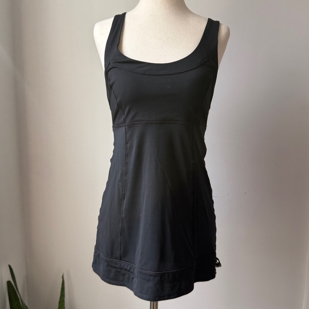 lululemon athletica Black Twist-Back Tank